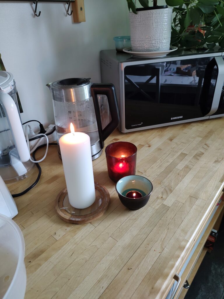 Regnig höstdag med ugnslax och hollandaisesås