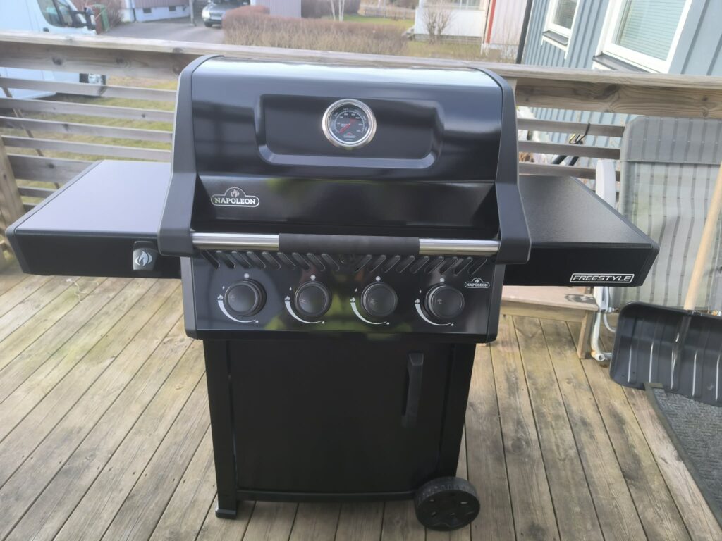 everyday life and relationships during a summer grill evening on the patio